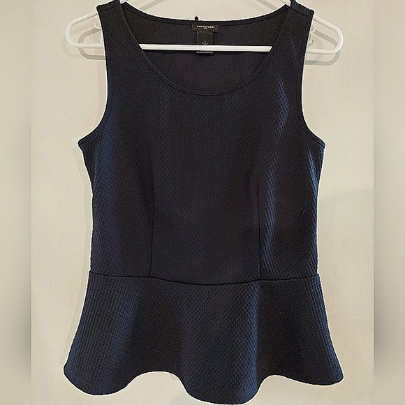 Ann Taylor blue waffle sleeveless top - Picture 1 of 6